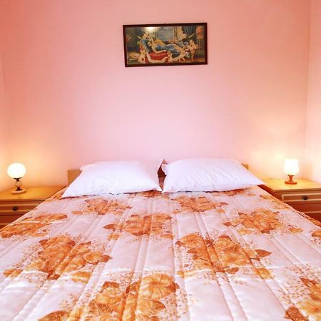 Apartment Sime Nin Kültér fotó