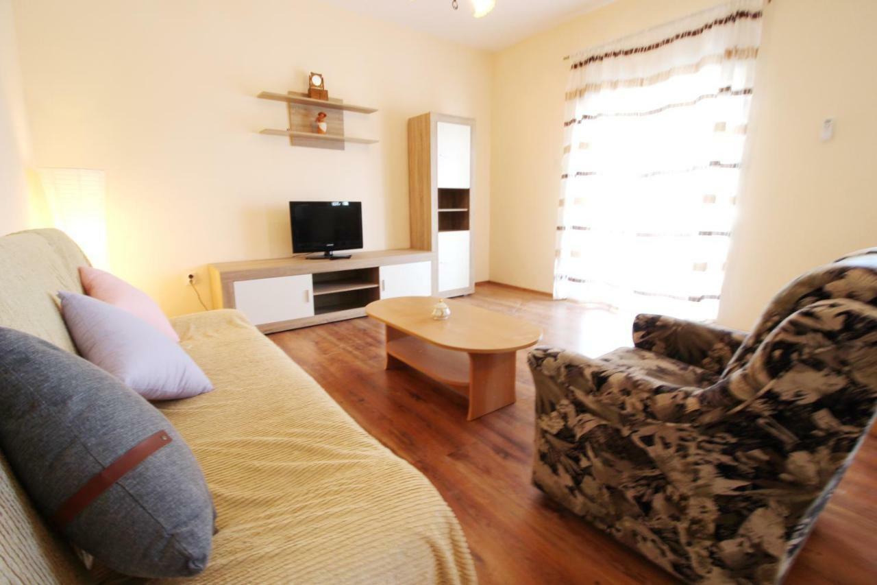 Apartment Sime Nin Kültér fotó