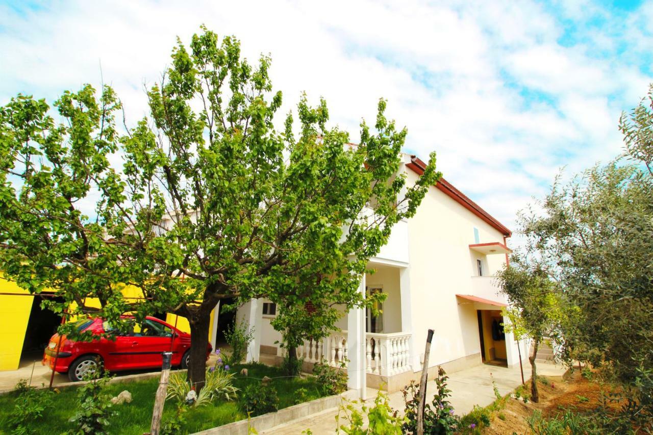 Apartment Sime Nin Kültér fotó
