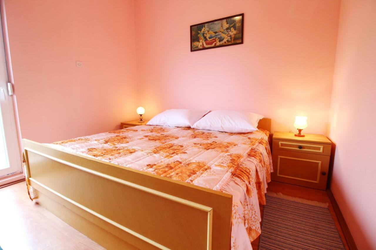 Apartment Sime Nin Kültér fotó