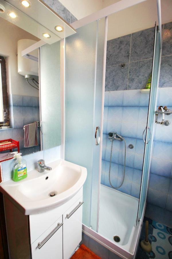 Apartment Sime Nin Kültér fotó