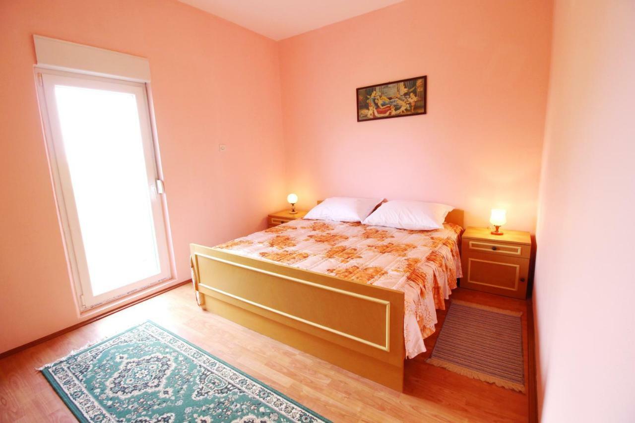 Apartment Sime Nin Kültér fotó